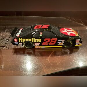 Texaco Race car diecast 1/18 #28; Robert Yates